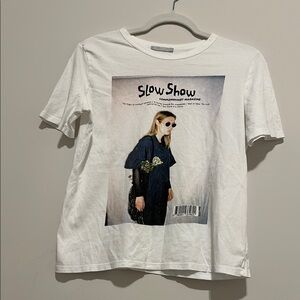 ZARA  size S  woman White Graphic T-Shirt with Slow Show Print